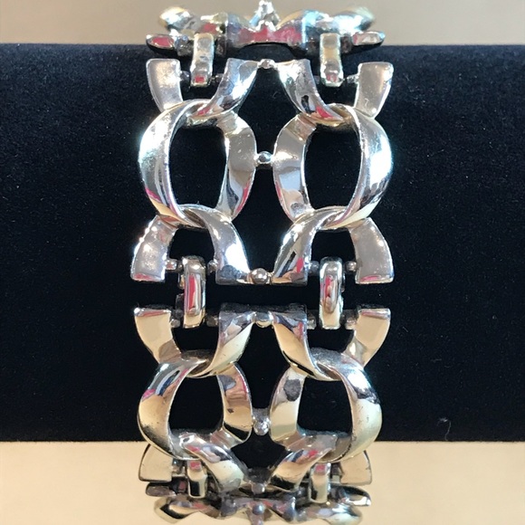 SIGNED Vintage Coro Gold Tone Wide Link Bracelet - Picture 4 of 8